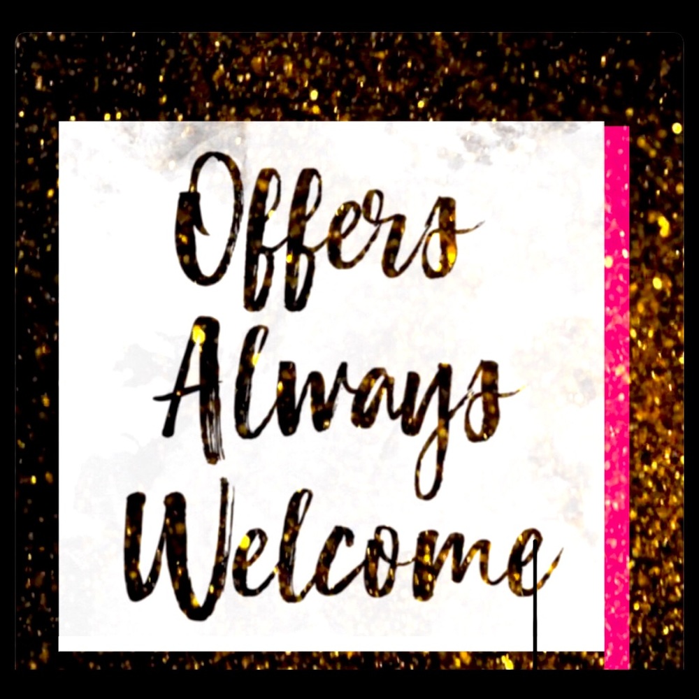 ❣️PRICING IS ON POINT❣️

💰HAGGLING AINT IN DA SPIRIT OF  SEASON OR EVER🙄🥲